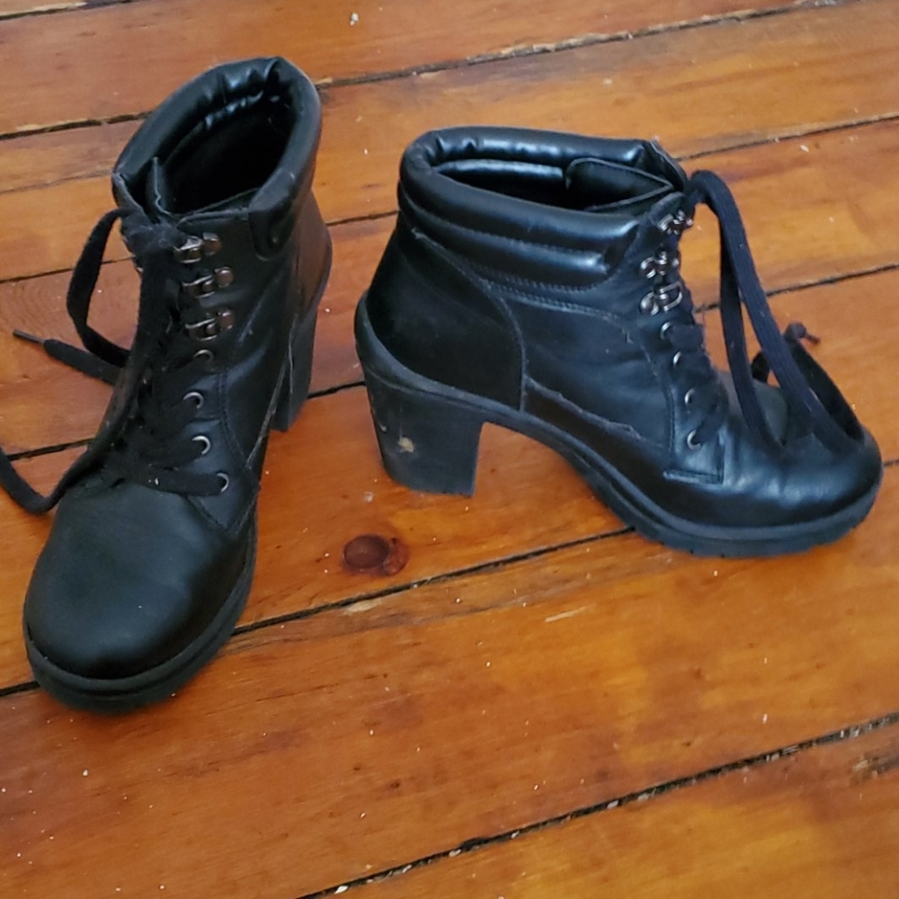 Boots - Picture 2 of 2